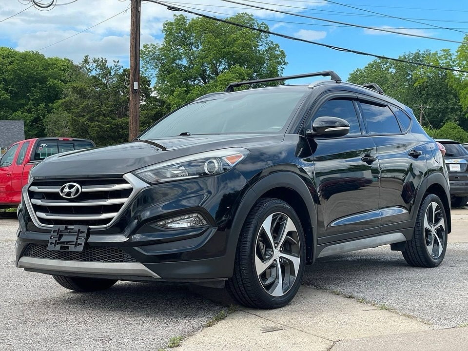 
								2017 Hyundai Tucson Value Sport Utility 4D full									