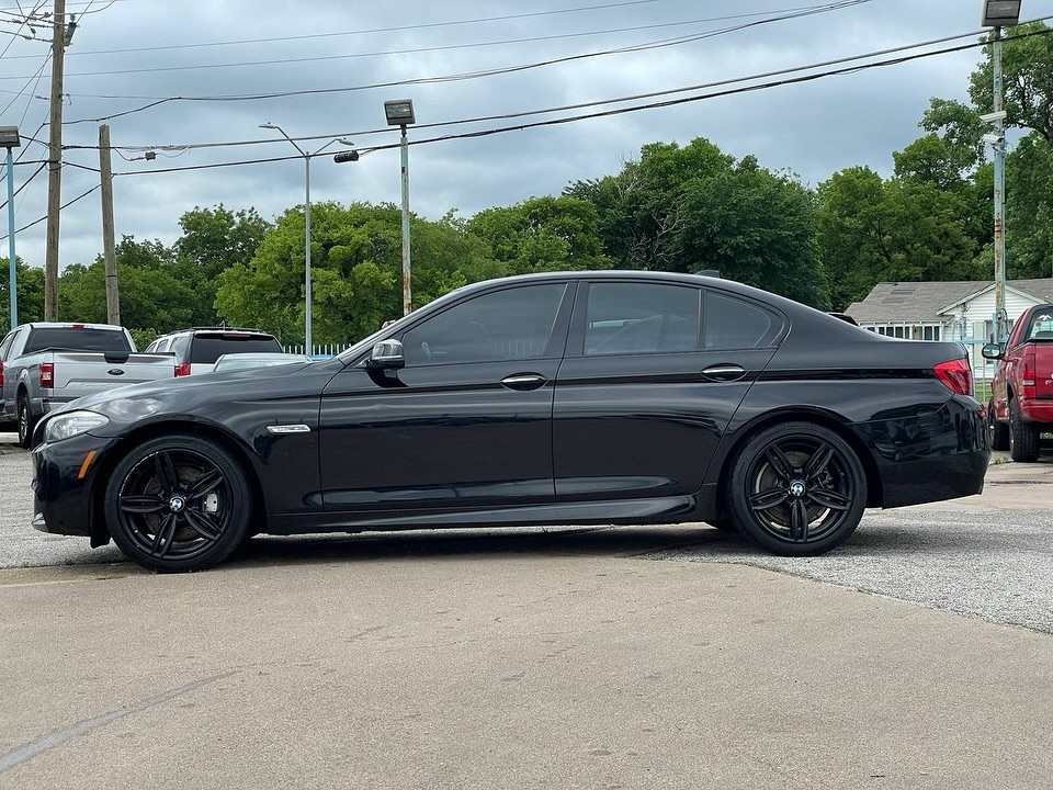 
								2016 BMW 5 Series 535i Sedan 4D full									