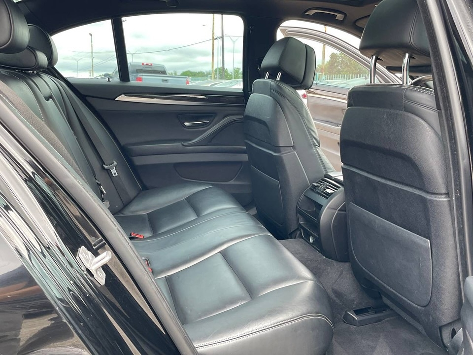 
								2016 BMW 5 Series 535i Sedan 4D full									