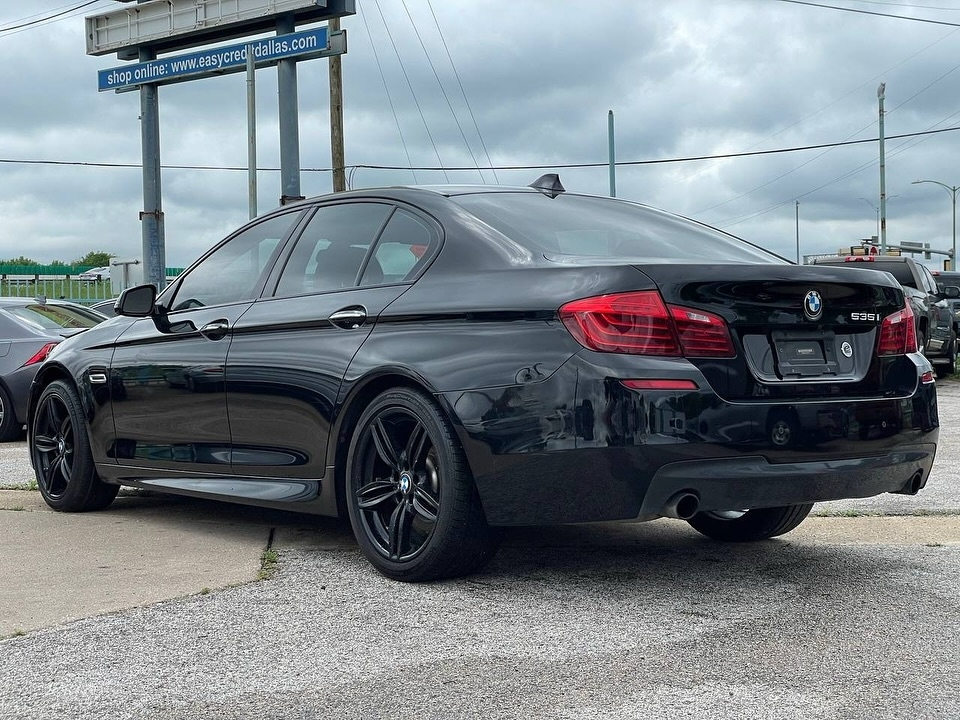 
								2016 BMW 5 Series 535i Sedan 4D full									