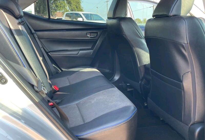 
								2018 Toyota Corolla SE Sedan 4D full									