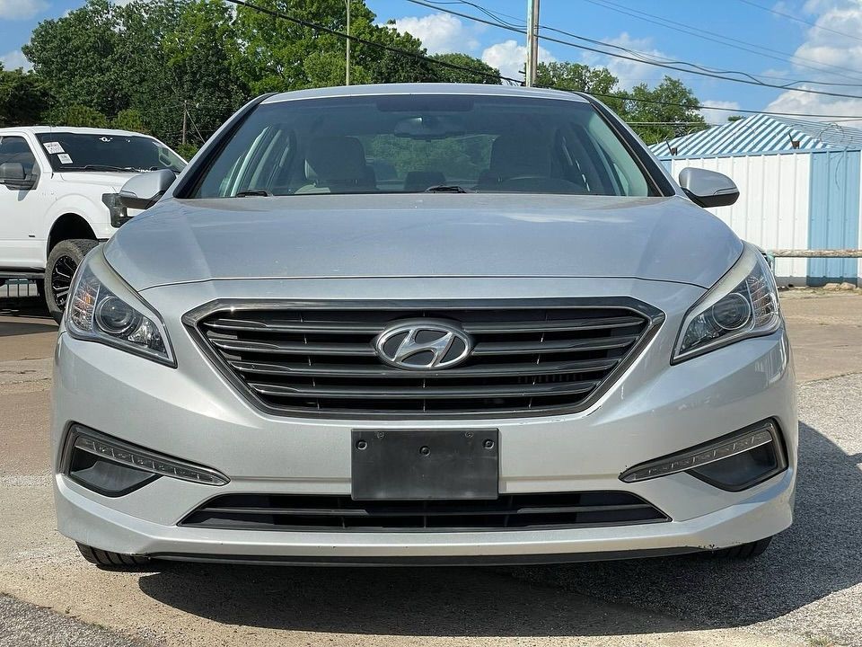 
								2015 Hyundai Sonata Eco Sedan 4D full									