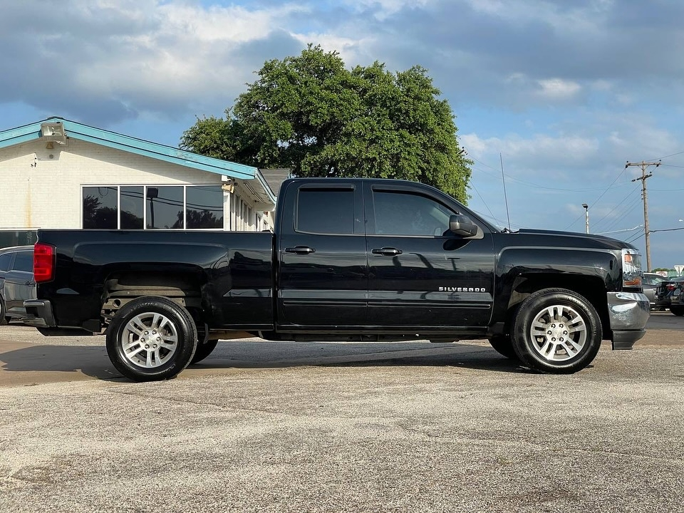 
								2016 Chevrolet Silverado 1500 Crew Cab LT Pickup 4D 5 3/4 ft full									