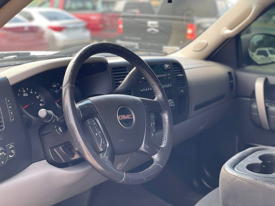 
								2013 GMC Sierra 1500 Crew Cab SL Pickup 4D 5 3/4 ft full									